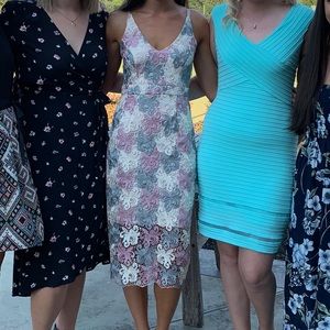 XSCAPE Lace MIDI Dress size 2